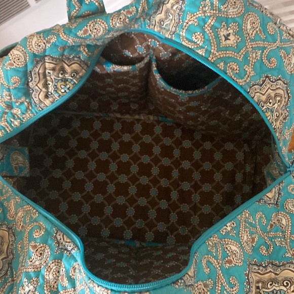 Vera bradley duffel bag - Picture 3 of 3